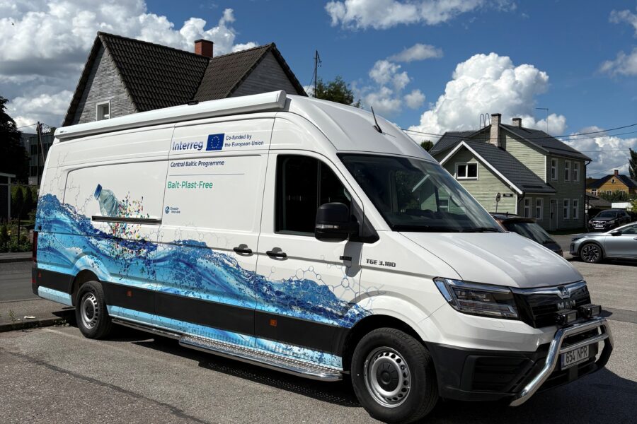 Emajõe Veevärk acquires a mobile laboratory vehicle under the Balt-Plast-Free project